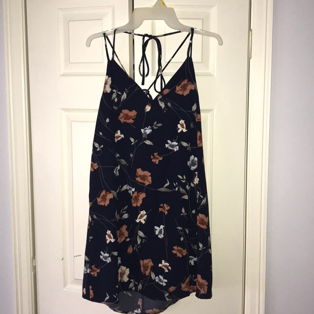 LULUS navy floral dress!